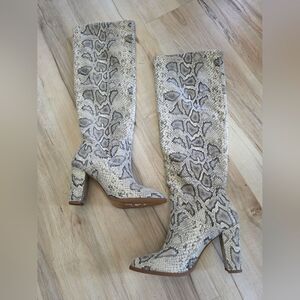 Knee High Snakeskin Print Chunky Heel Grey Cream Point Toe Sz 7